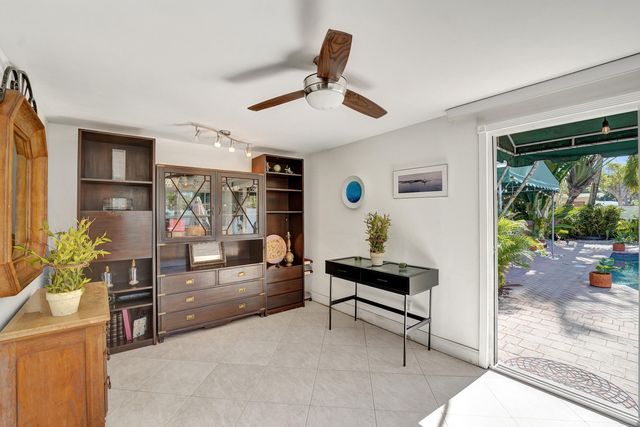 1036 NE 9th Avenue, Fort Lauderdale, FL 33304
