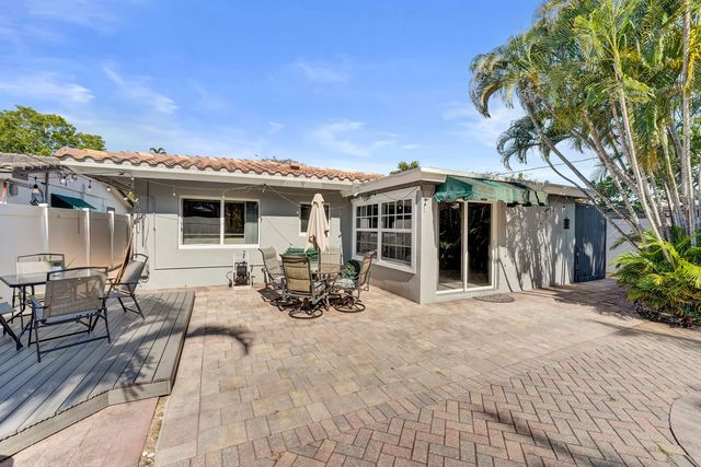 1036 NE 9th Avenue, Fort Lauderdale, FL 33304