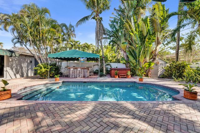 1036 NE 9th Avenue, Fort Lauderdale, FL 33304