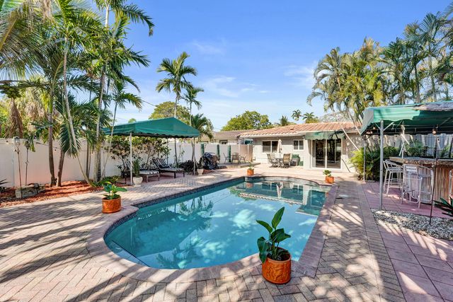 1036 NE 9th Avenue, Fort Lauderdale, FL 33304