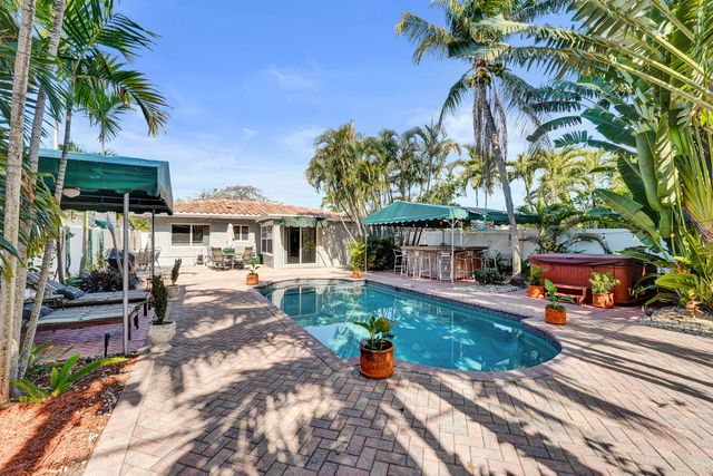 1036 NE 9th Avenue, Fort Lauderdale, FL 33304