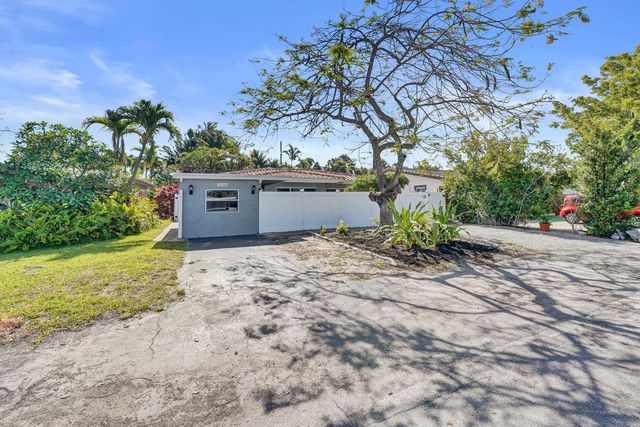 1036 NE 9th Avenue, Fort Lauderdale, FL 33304