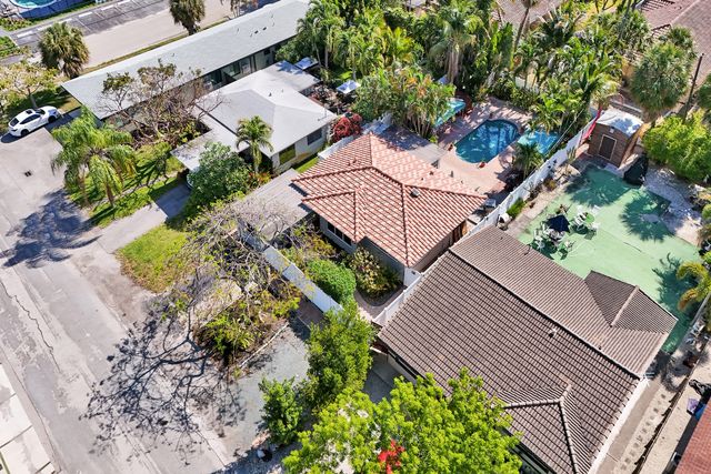 1036 NE 9th Avenue, Fort Lauderdale, FL 33304