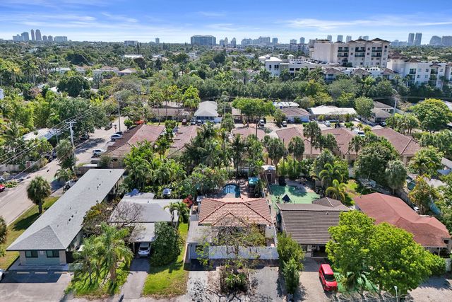 1036 NE 9th Avenue, Fort Lauderdale, FL 33304