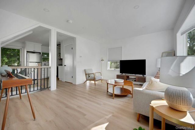 17 Wood Court A, Tarrytown, NY 10591