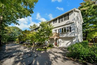 17 Wood Court A, Tarrytown, NY 10591