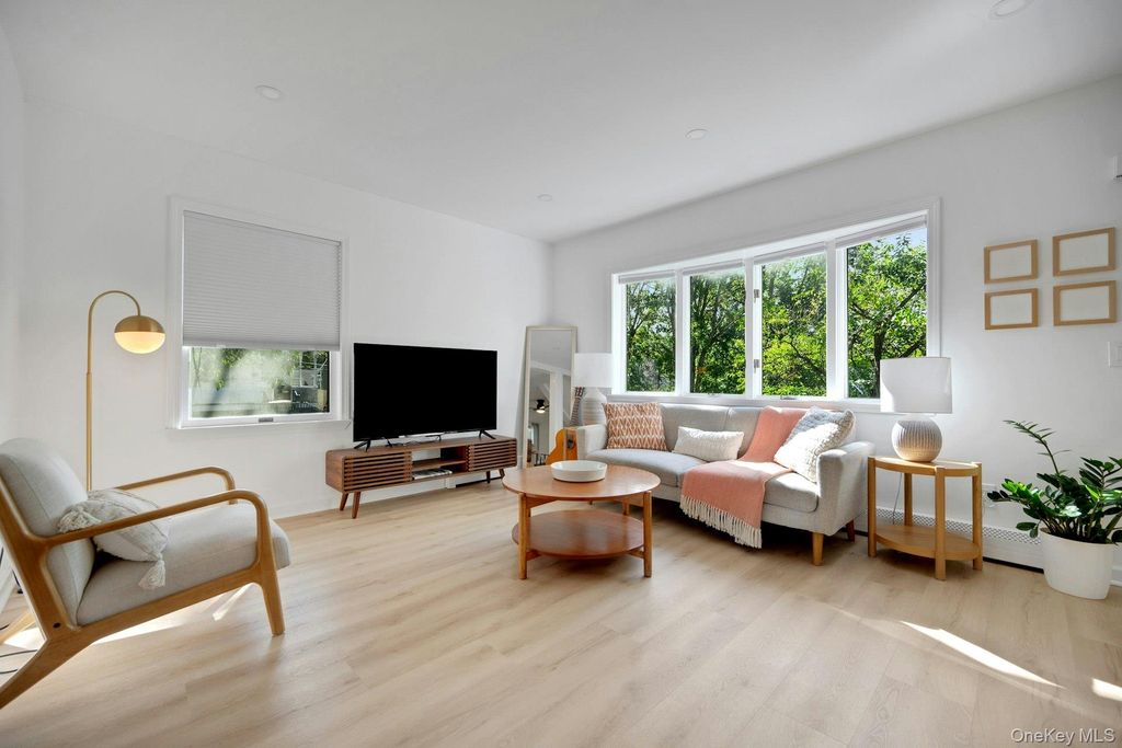 17 Wood Court A, Tarrytown, NY 10591 — photo 5