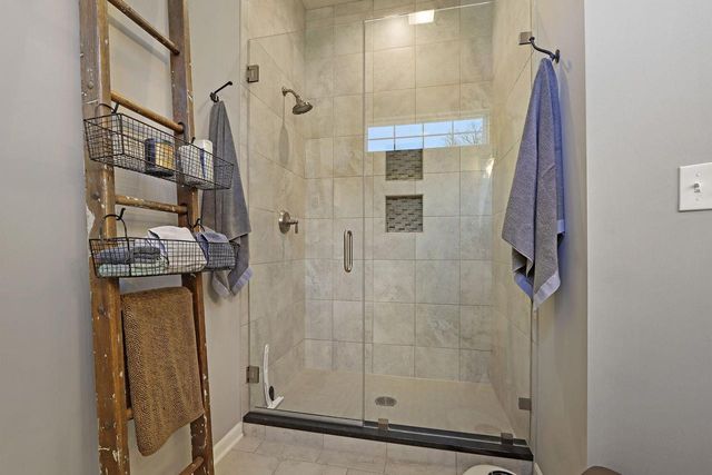 120 Lake Vista COURT, Fontana, WI 53125
