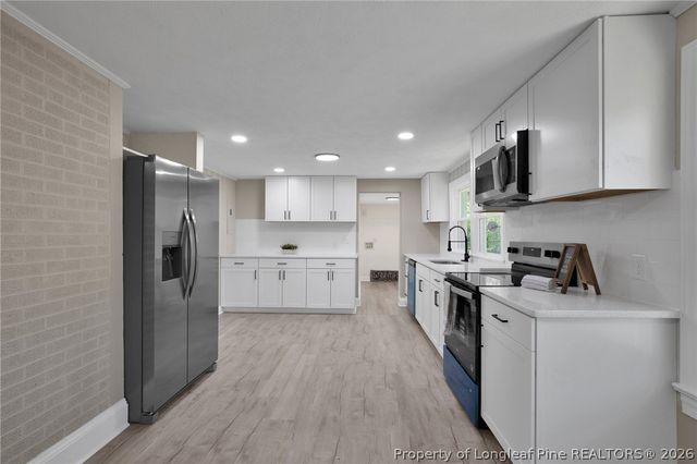 88 Hannah Creek Road, Four Oaks, NC 27524