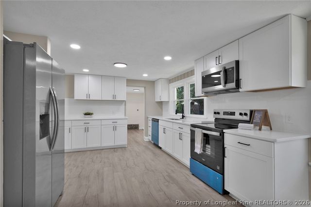 88 Hannah Creek Road, Four Oaks, NC 27524