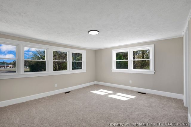 88 Hannah Creek Road, Four Oaks, NC 27524