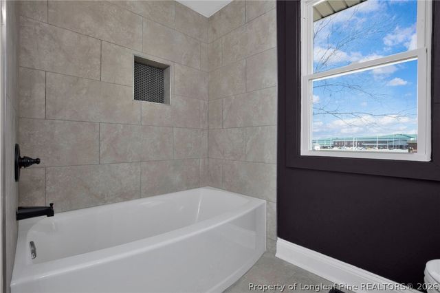 88 Hannah Creek Road, Four Oaks, NC 27524