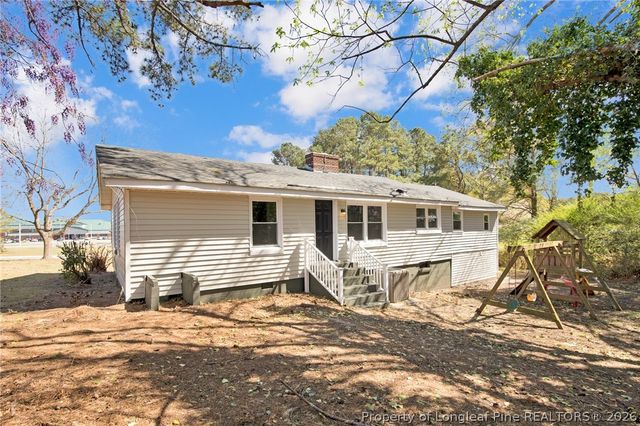 88 Hannah Creek Road, Four Oaks, NC 27524