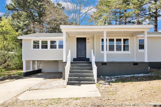 88 Hannah Creek Road, Four Oaks, NC 27524