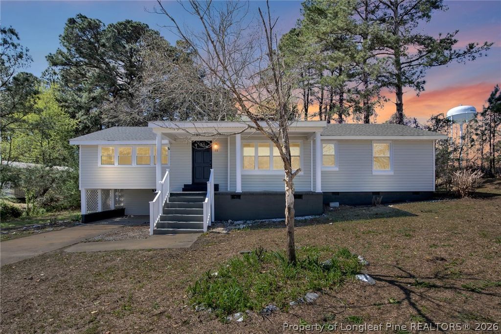 88 Hannah Creek Road, Four Oaks, NC 27524