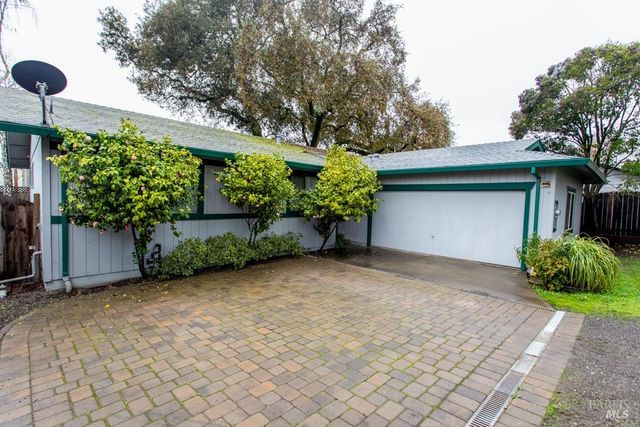 424-B Mason St, Healdsburg, CA 95448