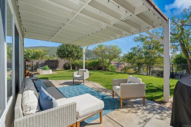 9877 Via Caceres, San Diego, CA 92129