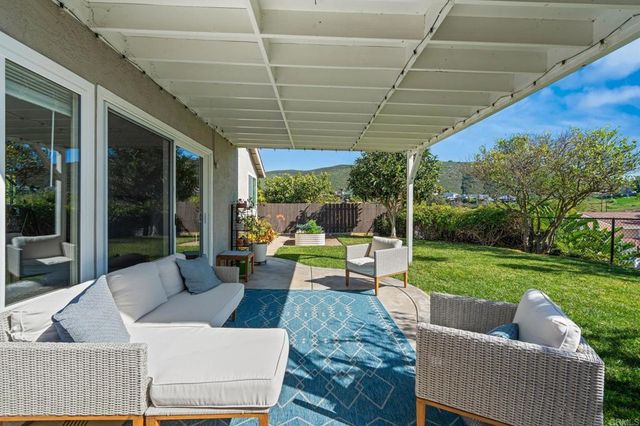 9877 Via Caceres, San Diego, CA 92129