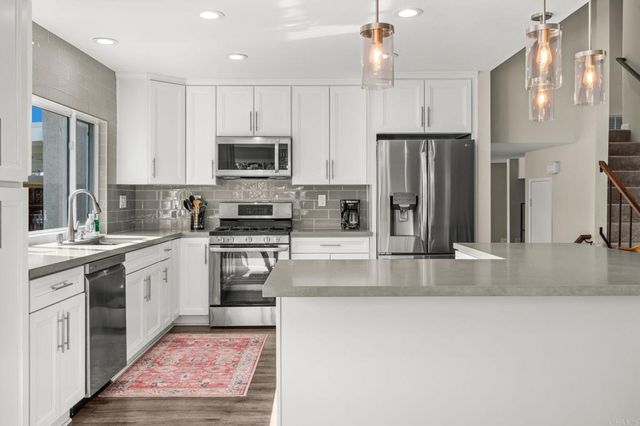 9877 Via Caceres, San Diego, CA 92129