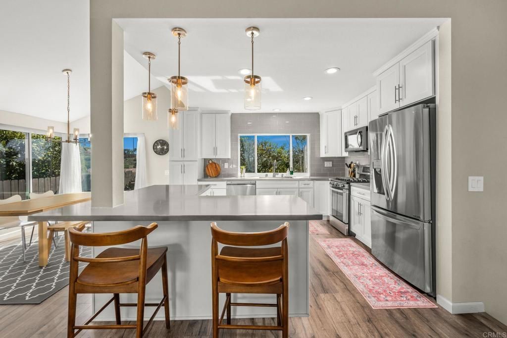 9877 Via Caceres, San Diego, CA 92129