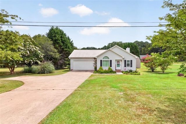 470 Hammond Road, Statham, GA 30666