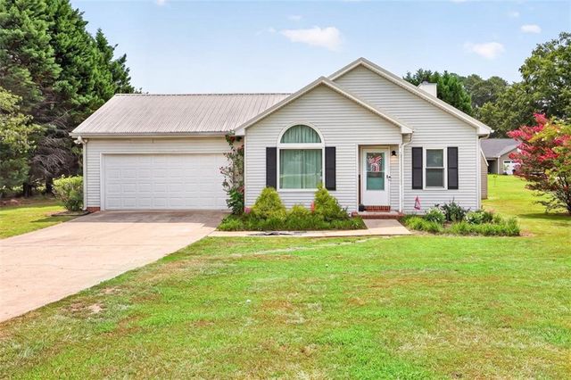 470 Hammond Road, Statham, GA 30666