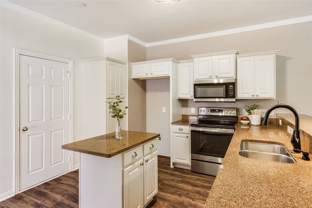 575 S Virginia Hills Drive 3004, Mckinney, TX 75072