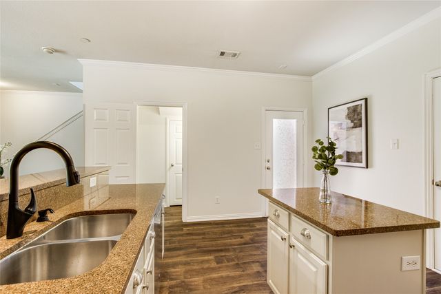 575 S Virginia Hills Drive 3004, Mckinney, TX 75072