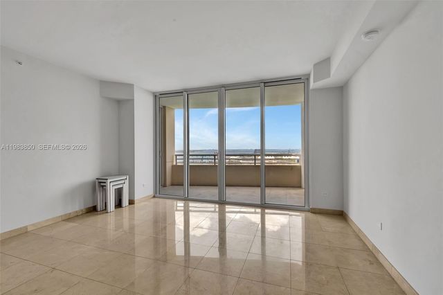 848 Brickell Key Dr 2602, Miami, FL 33131