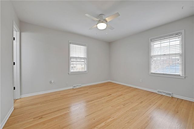 6001 W 101st Terrace, Overland Park, KS 66207