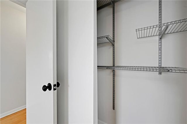 6001 W 101st Terrace, Overland Park, KS 66207