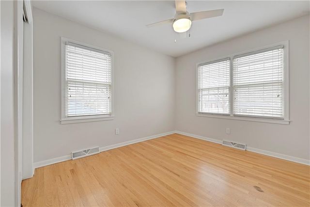 6001 W 101st Terrace, Overland Park, KS 66207