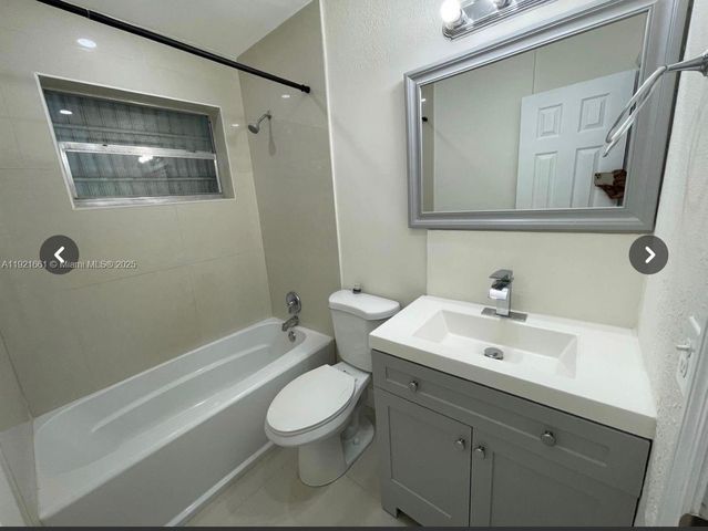 2975 NW 11th St, Fort Lauderdale, FL 33311