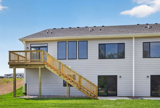 1621 Garland Avenue, Norwalk, IA 50211