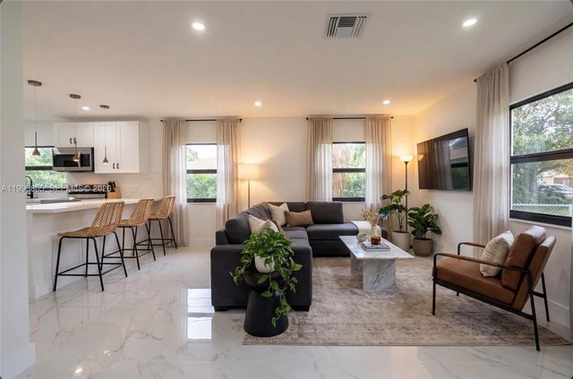 4750 NW 21st Ave, Miami, FL 33142