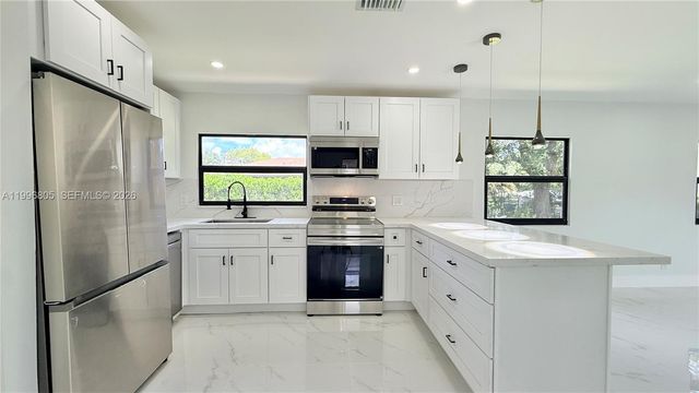 4750 NW 21st Ave, Miami, FL 33142