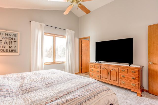 5630 Teakwood Lane N, Plymouth, MN 55442