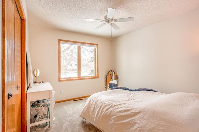 5630 Teakwood Lane N, Plymouth, MN 55442