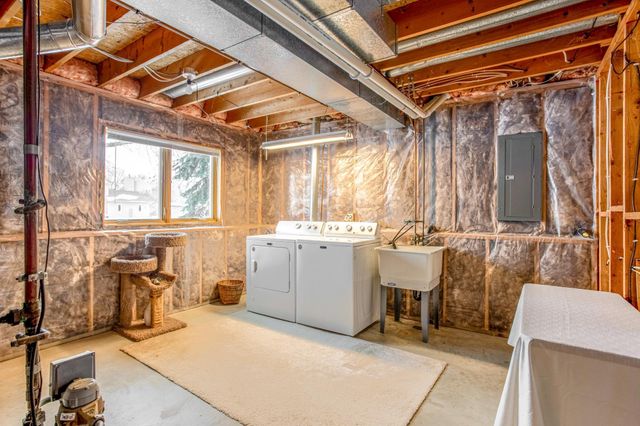 5630 Teakwood Lane N, Plymouth, MN 55442