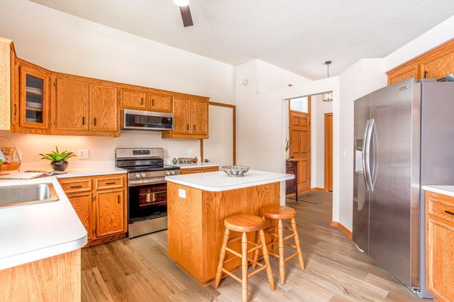 5630 Teakwood Lane N, Plymouth, MN 55442