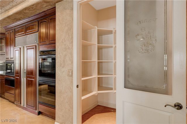 9625 Grand Isle Lane, Las Vegas, NV 89144