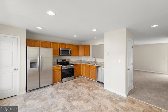 1010 PENDLETON LN, Strasburg, VA 22657