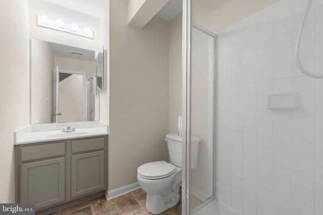 1010 PENDLETON LN, Strasburg, VA 22657