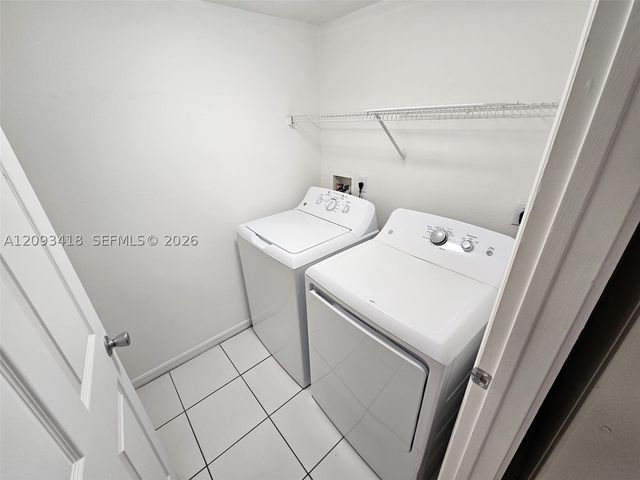 2451 Centergate Dr 204, Miramar, FL 33025