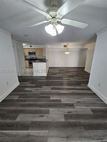 2451 Centergate Dr 204, Miramar, FL 33025