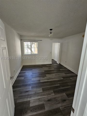 2451 Centergate Dr 204, Miramar, FL 33025