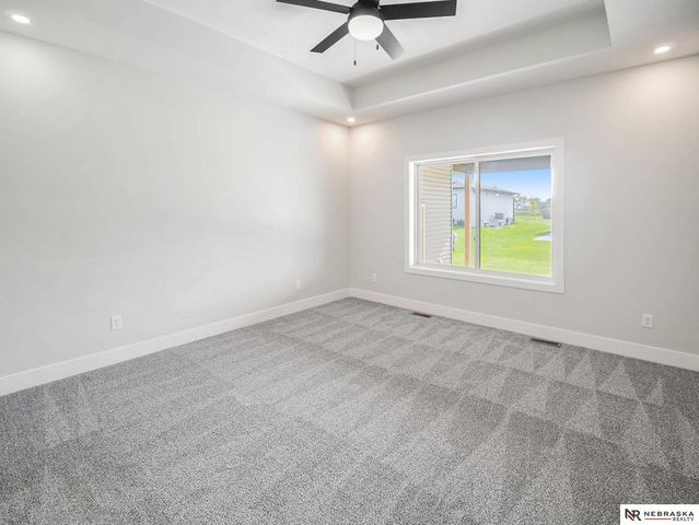 1036 Kantor Lane, Hickman, NE 68372