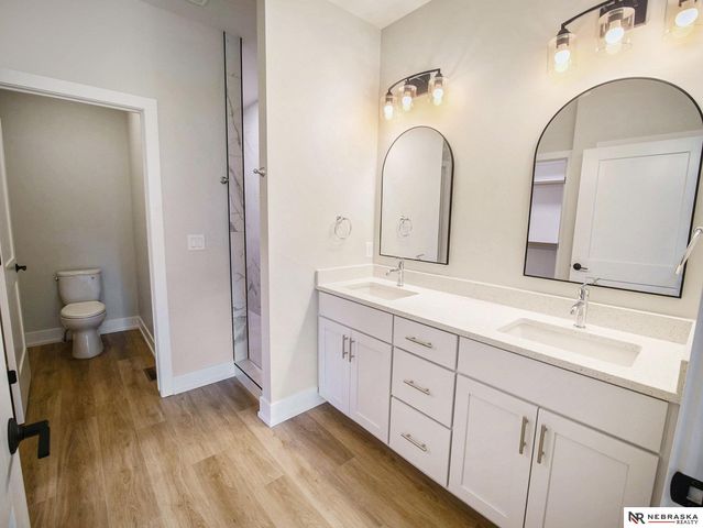 1036 Kantor Lane, Hickman, NE 68372