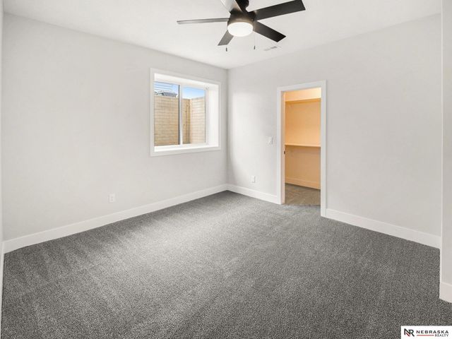 1036 Kantor Lane, Hickman, NE 68372