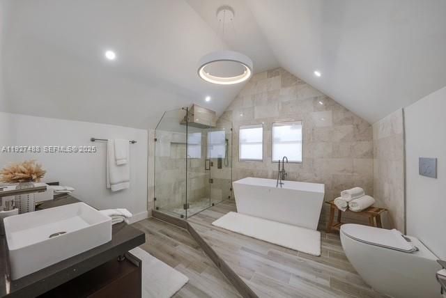 202 Mahogany Dr, Key Largo, FL 33037